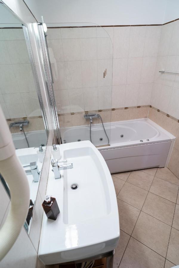 Apartment Kolovare By Belmont Realty Zadar Buitenkant foto